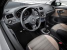 DB2010AU00171_large.jpg