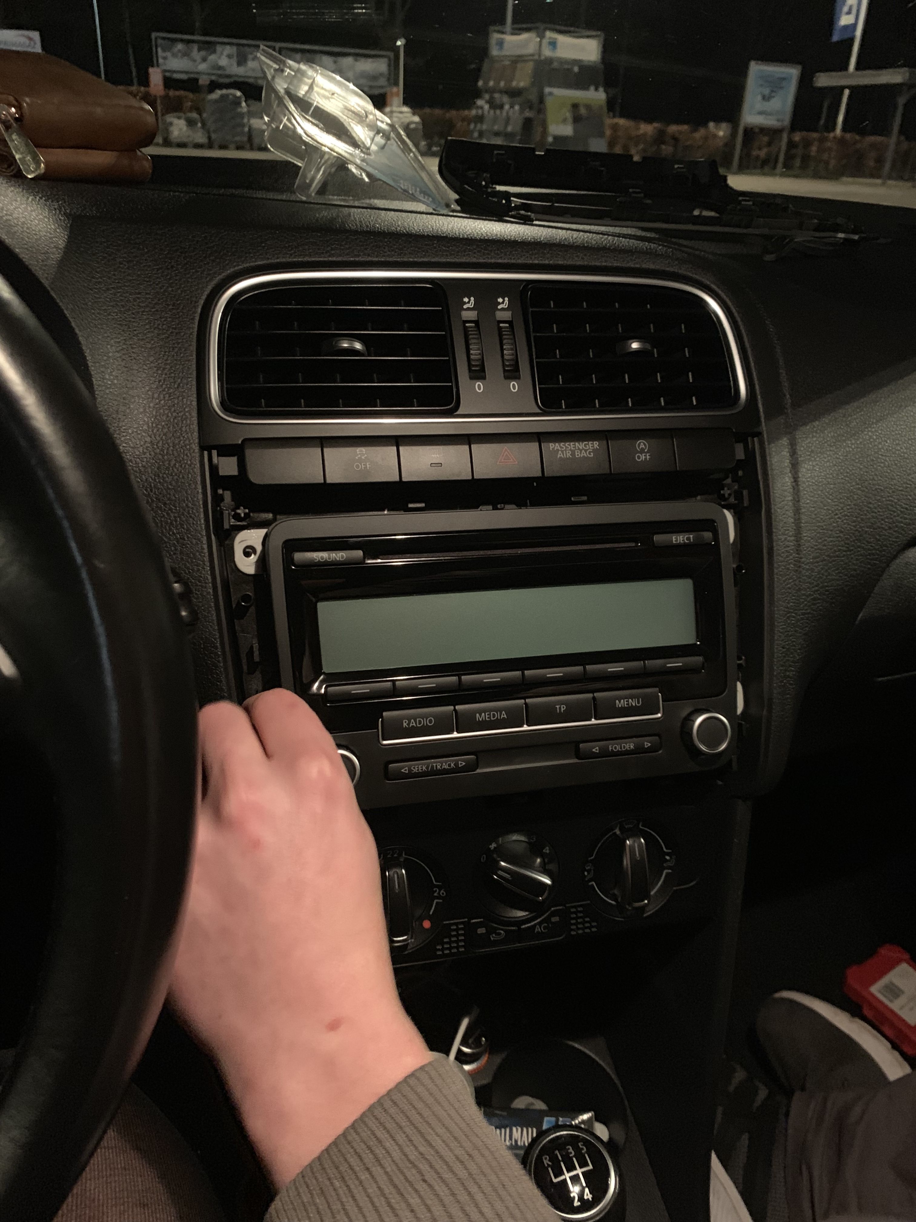 9E6ECB33-A27E-49AE-B201-B28ED8982697