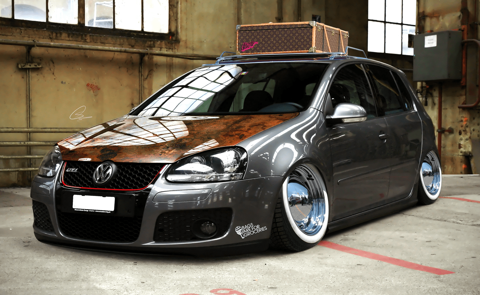 Bagged_Vw_Golf_Gti_by_JackinaboxDesign.png